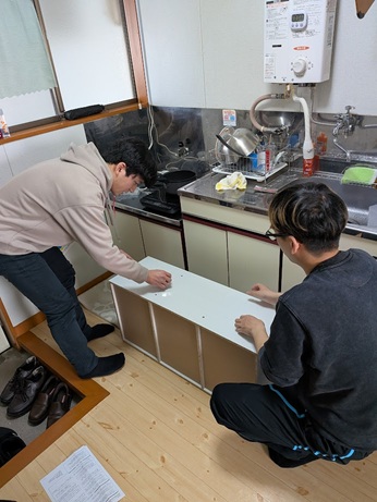 ���b�N�V�b�v�E�J���^�[�r��