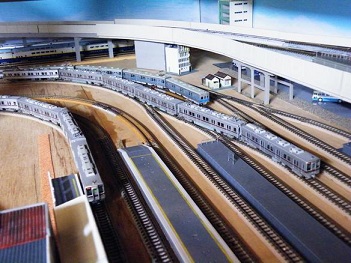 ���b�N�V�b�v�E�J���^�[�r��