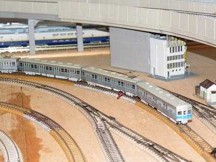 ���b�N�V�b�v�E�J���^�[�r��