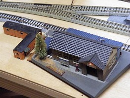 ���b�N�V�b�v�E�J���^�[�r��