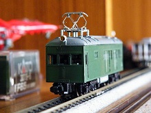 ���b�N�V�b�v�E�J���^�[�r��