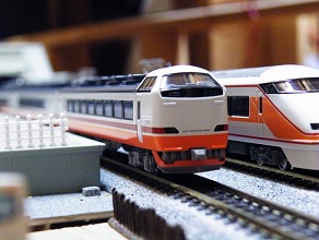 ���b�N�V�b�v�E�J���^�[�r��