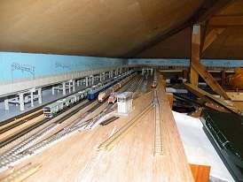 ���b�N�V�b�v�E�J���^�[�r��