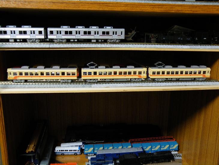 ���b�N�V�b�v�E�J���^�[�r��