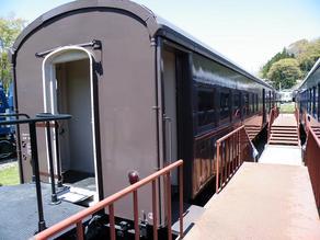 ���b�N�V�b�v�E�J���^�[�r��