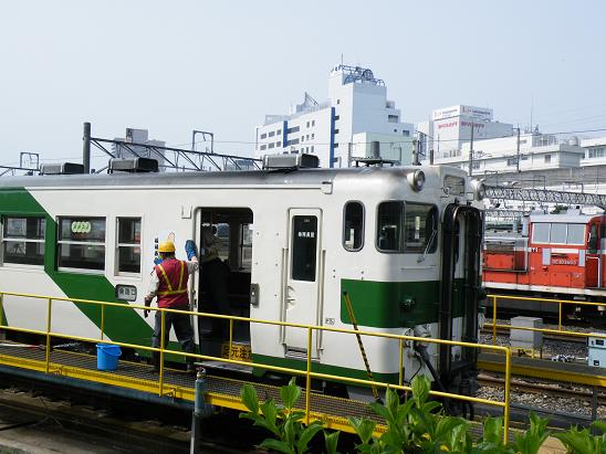 ���b�N�V�b�v�E�J���^�[�r��