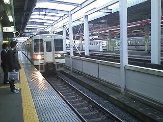 ���b�N�V�b�v�E�J���^�[�r��