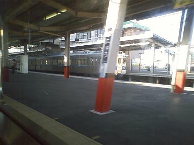 ���b�N�V�b�v�E�J���^�[�r��