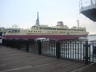 ���b�N�V�b�v�E�J���^�[�r��