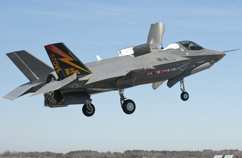 ���b�N�V�b�v�E�J���^�[�r��