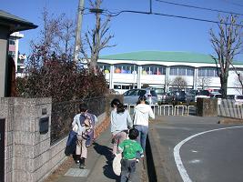 ���b�N�V�b�v�E�J���^�[�r��