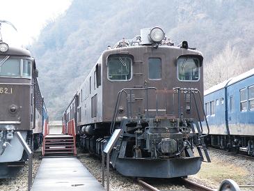 ���b�N�V�b�v�E�J���^�[�r��