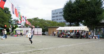 ���b�N�V�b�v�E�J���^�[�r��