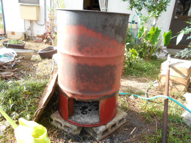 �Ԃǐ^�񒆂̗��ւ�