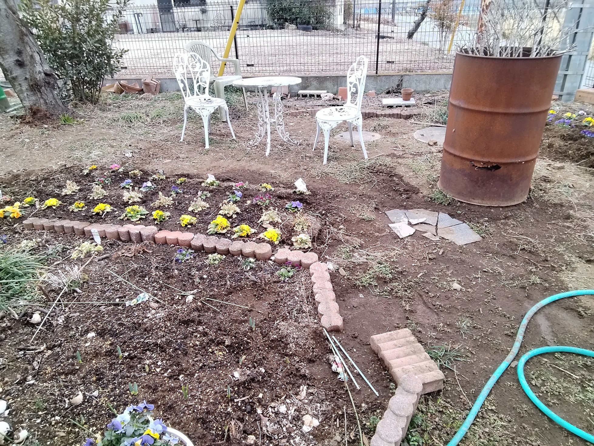 �ǐ^�񒆁@�Ԓd�i�Ԃǐ^�񒆂̗��ւ�j