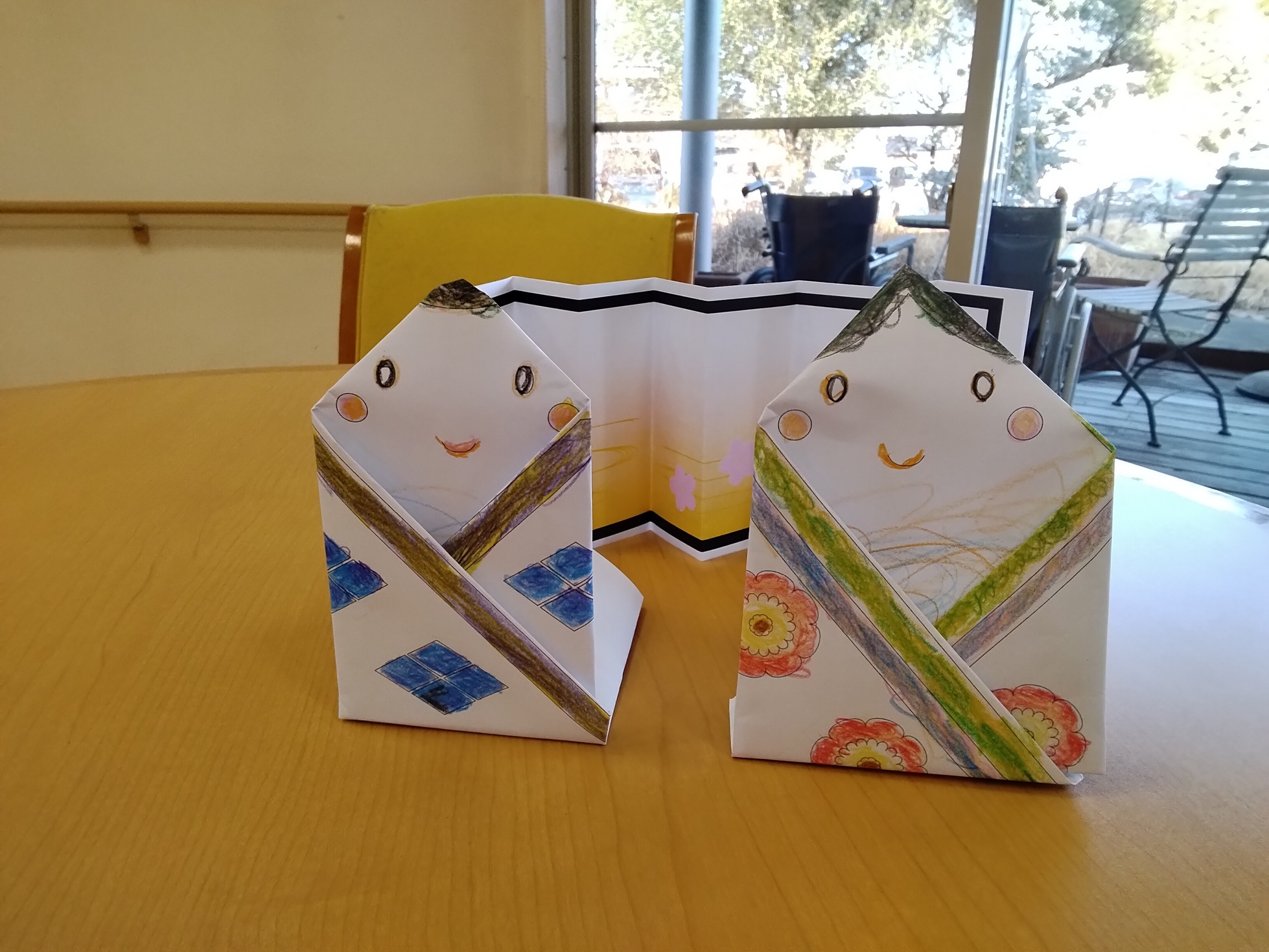 �����Ɉ���J�i�Ԃǐ^�񒆂̗��ւ�j