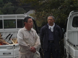 �Ԃǐ^�񒆂̗��ւ�