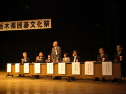 �Ԃǐ^�񒆂̗��ւ�