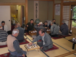 �Ԃǐ^�񒆂̗��ւ�