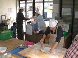 �Ԃǐ^�񒆂̗��ւ�