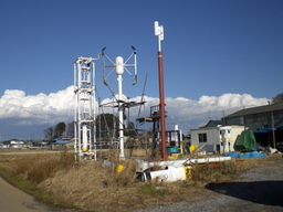 �Ԃǐ^�񒆂̗��ւ�