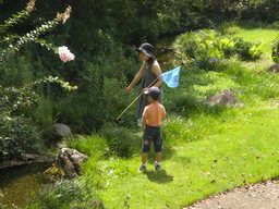 �Ԃǐ^�񒆂̗��ւ�