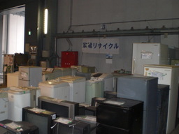 �Ԃǐ^�񒆂̗��ւ�