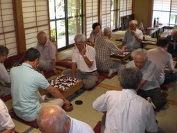 �Ԃǐ^�񒆂̗��ւ�