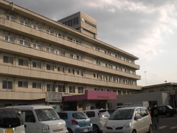 �Ԃǐ^�񒆂̗��ւ�