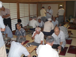 �Ԃǐ^�񒆂̗��ւ�