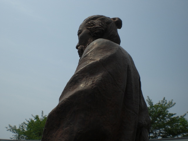 �Ԃǐ^�񒆂̗��ւ�