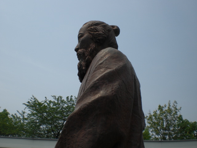 �Ԃǐ^�񒆂̗��ւ�