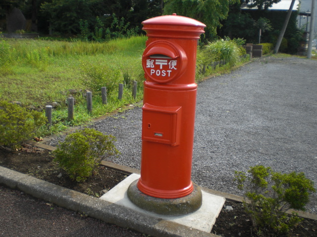 �Ԃǐ^�񒆂̗��ւ�