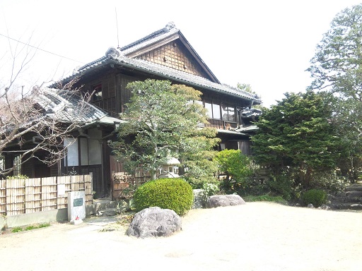 ���N���͎O���̓��I