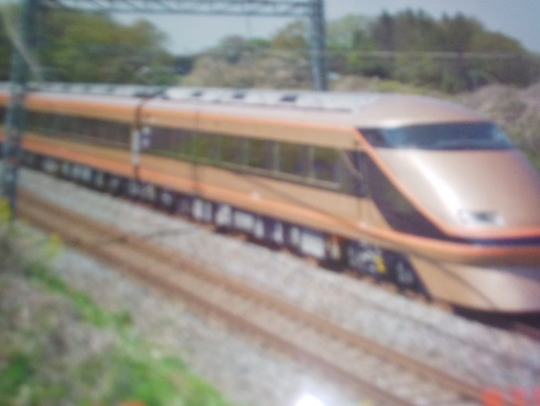 ���N���͎O���̓��I