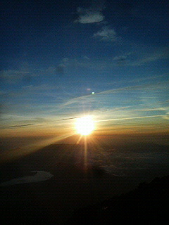 ���N���͎O���̓��I