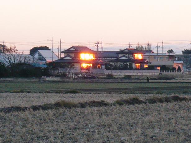 ���N���͎O���̓��I