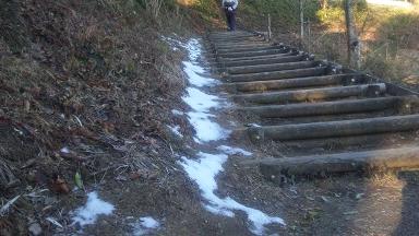 ���N���͎O���̓��I