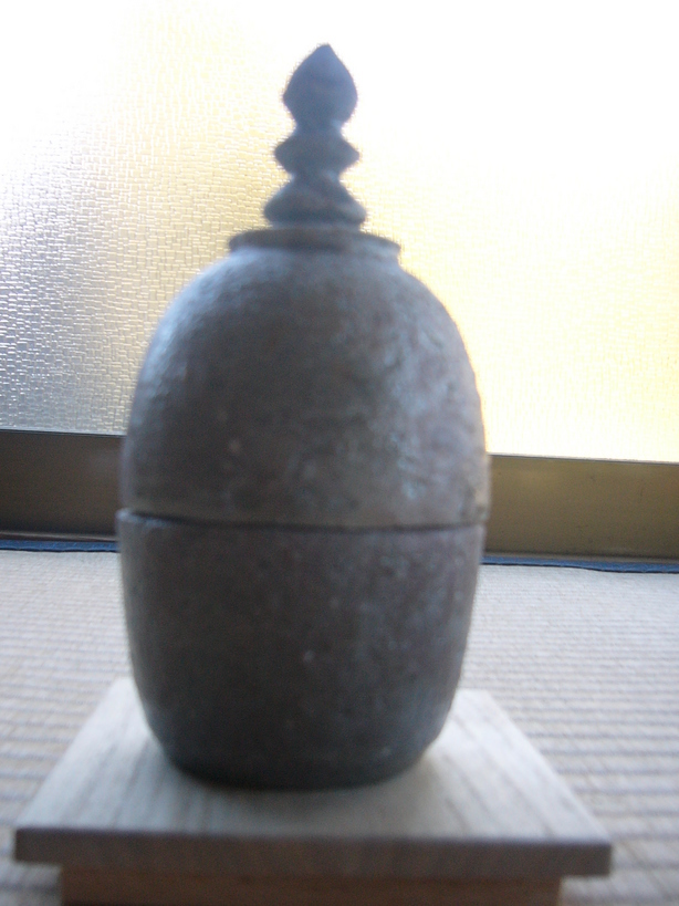 �{���Č����L