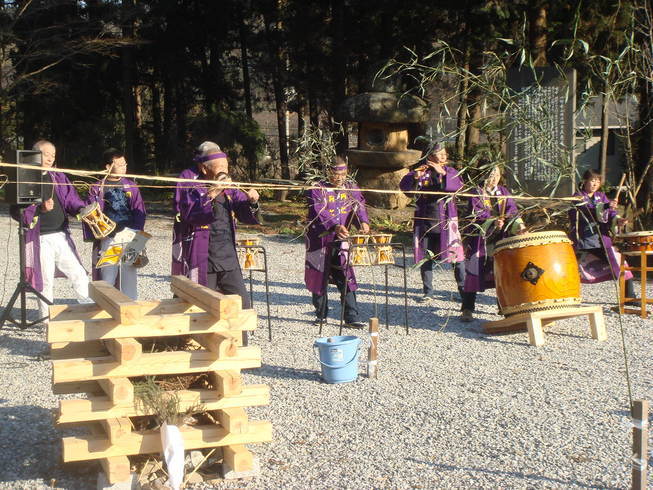 �{���Č����L