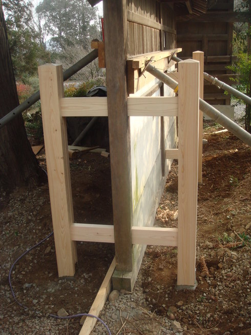 �{���Č����L