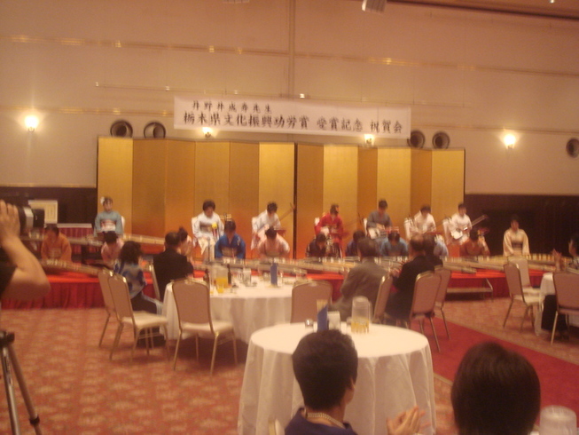 �{���Č����L