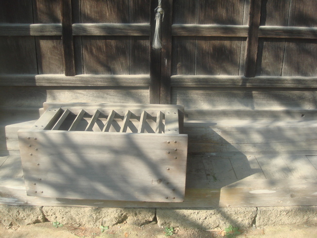 �{���Č����L