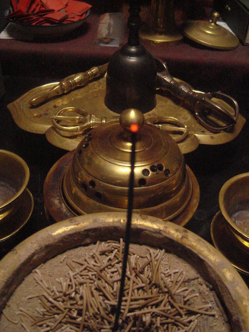 �{���Č����L