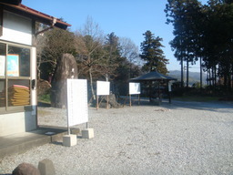 �{���Č����L