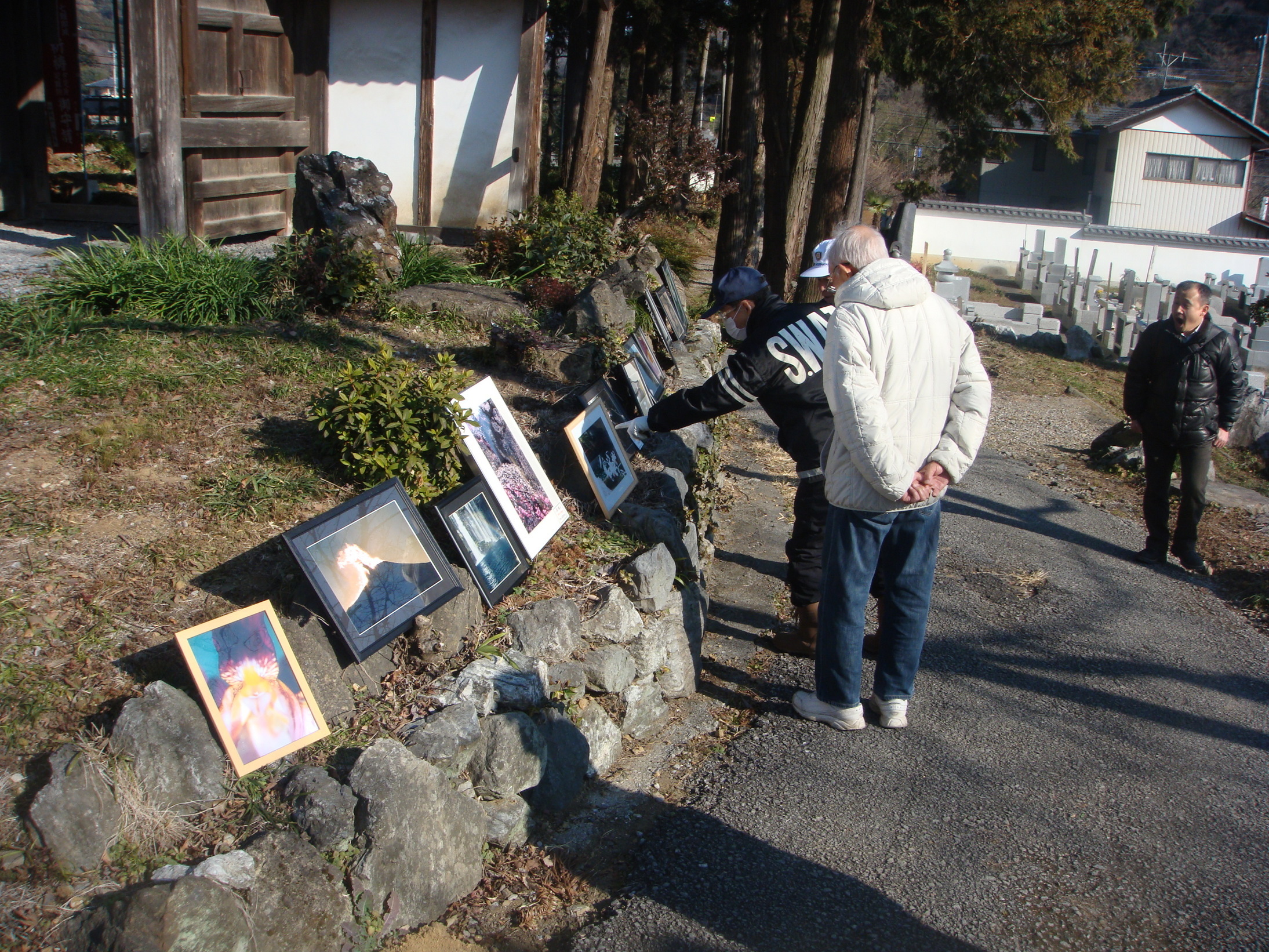 �{���Č����L