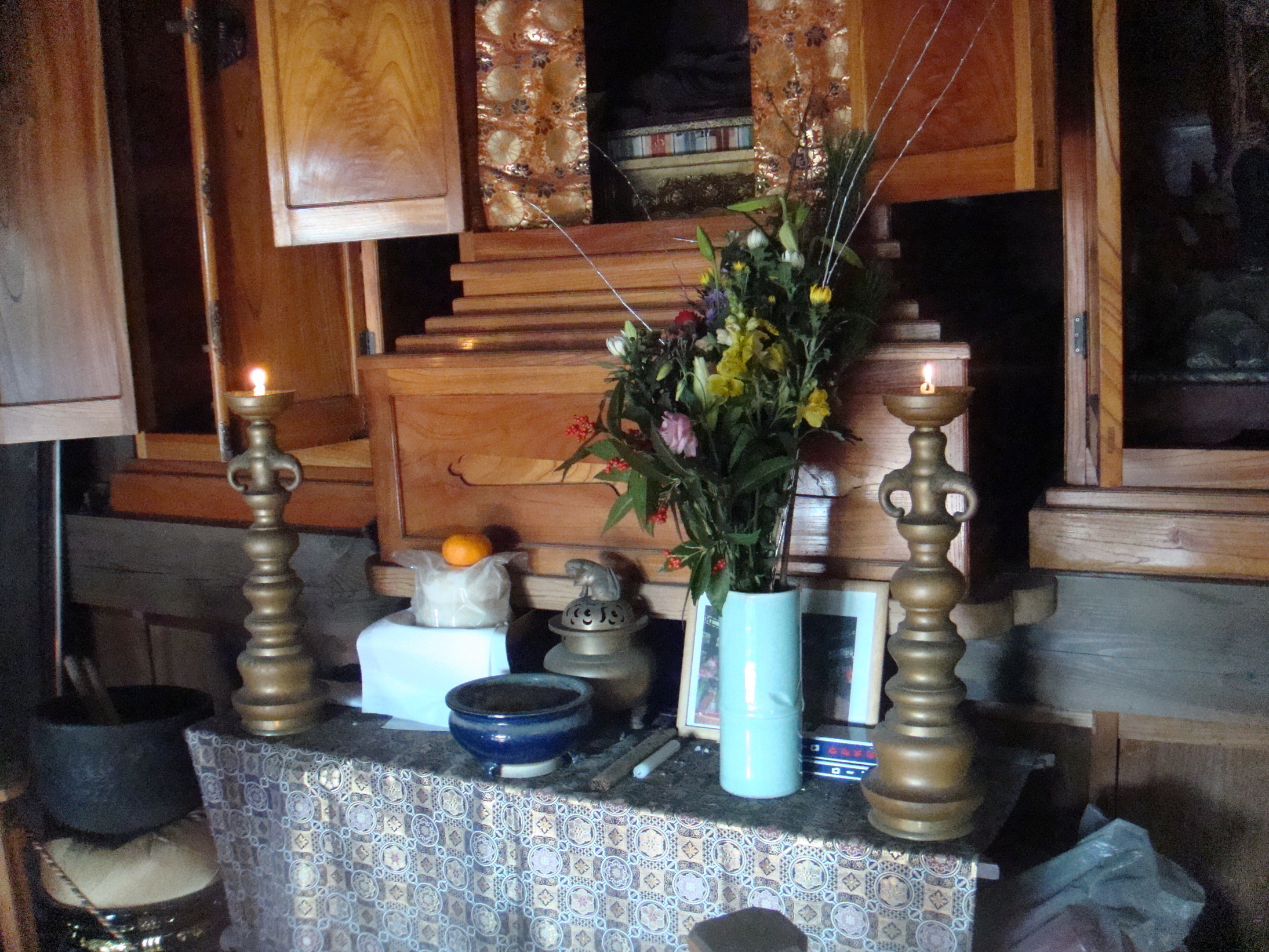 �{���Č����L