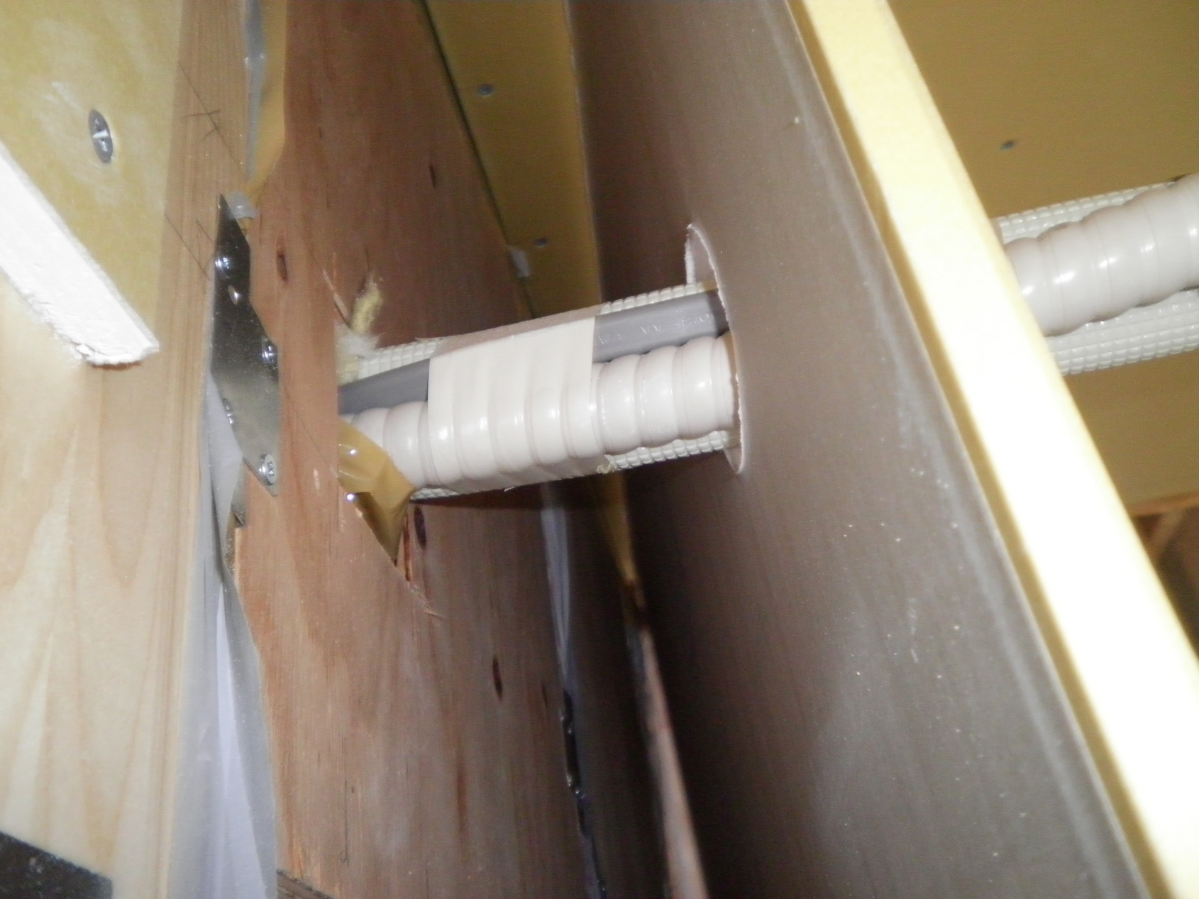 �A�g���d��@�Ȗ؉w�O�X