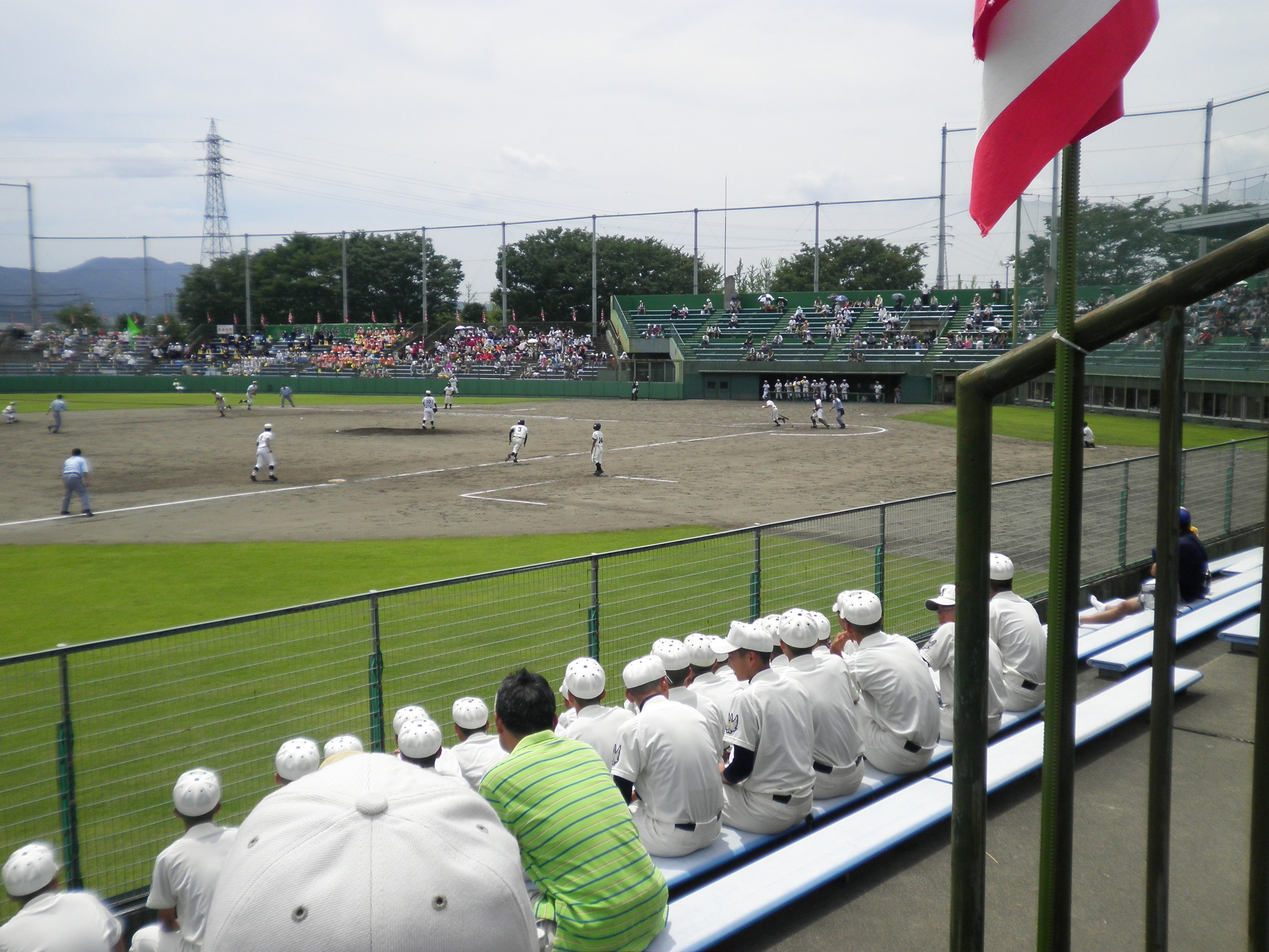 �A�g���d��@�Ȗ؉w�O�X