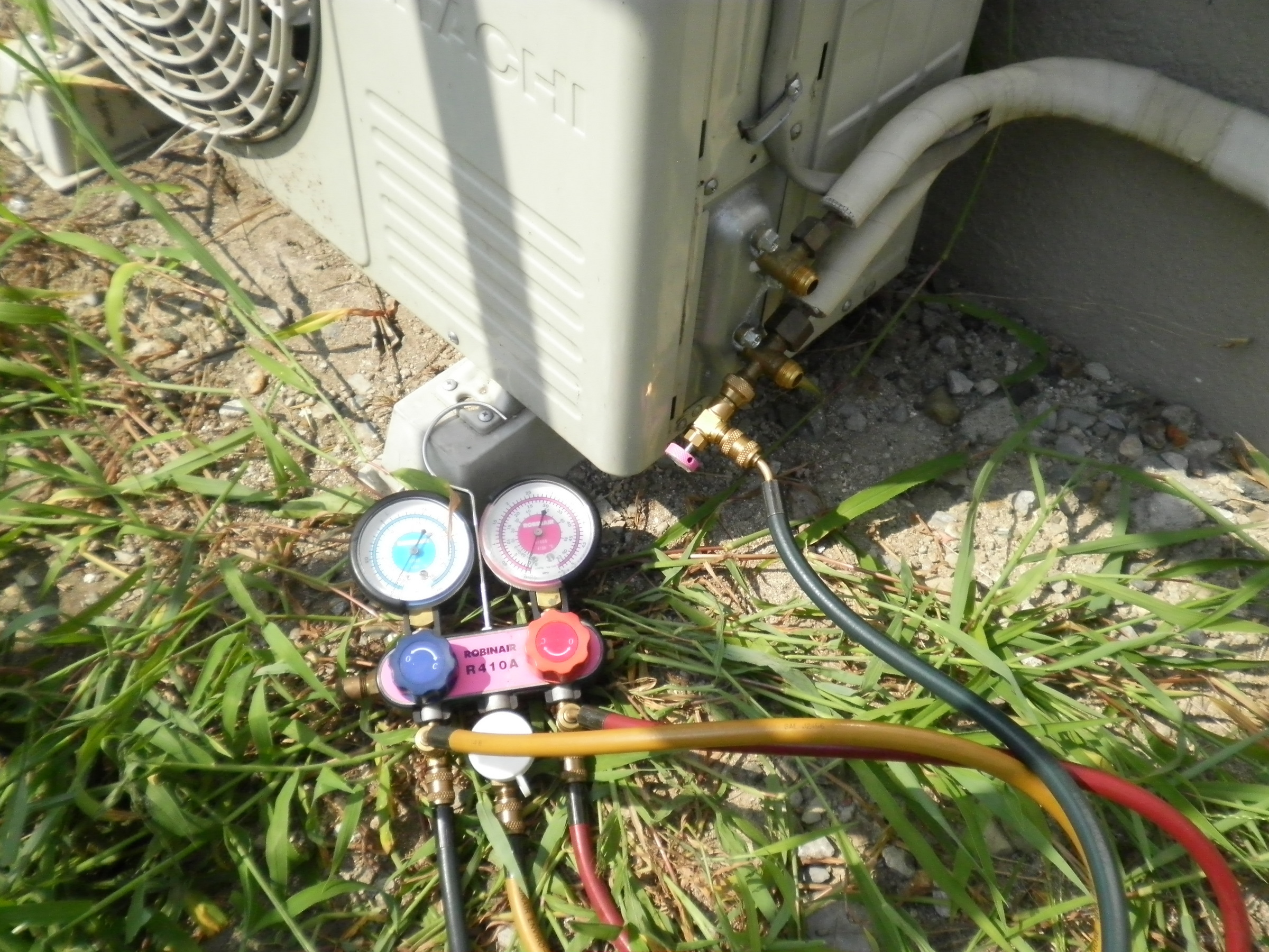 �A�g���d��@�Ȗ؉w�O�X